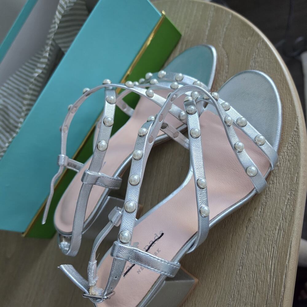 Kate Spade New York Womens Wynne Strappy Sandals Silver Metallic Size 7.5 - Picture 4 of 9